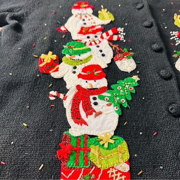 Vintage Y2K Tiara Intl Black Holiday Cardigan Sweater with Snowmen Size XL 2002 - Picture 4 of 9